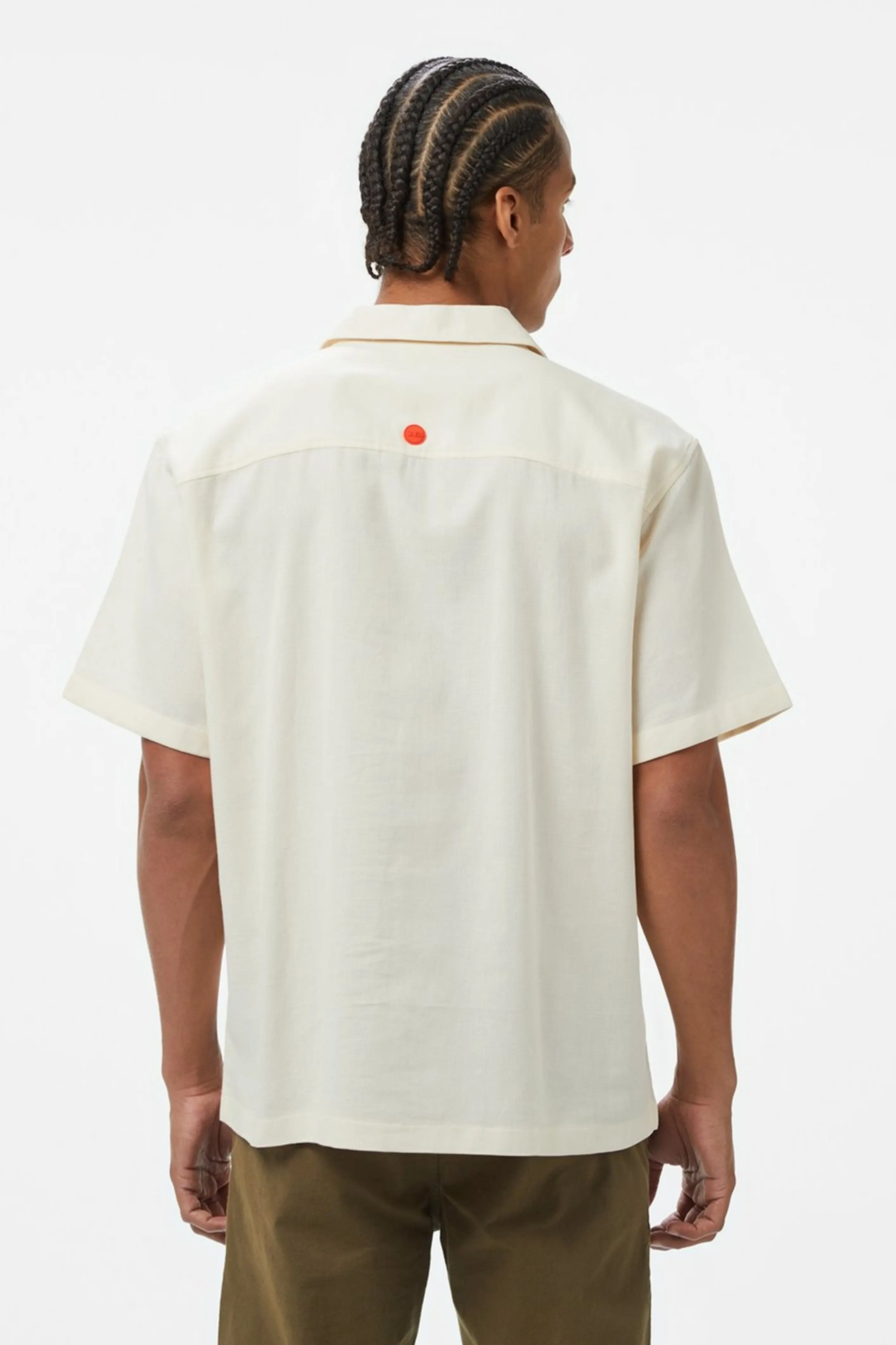 Чоловіча бежева сорочка 2