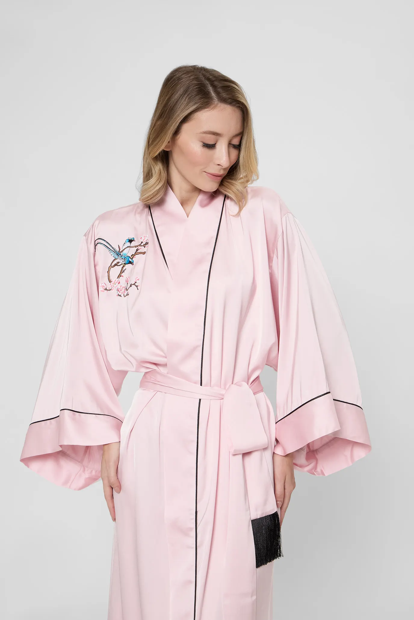 Женский розовый халат Ariana Pink 1