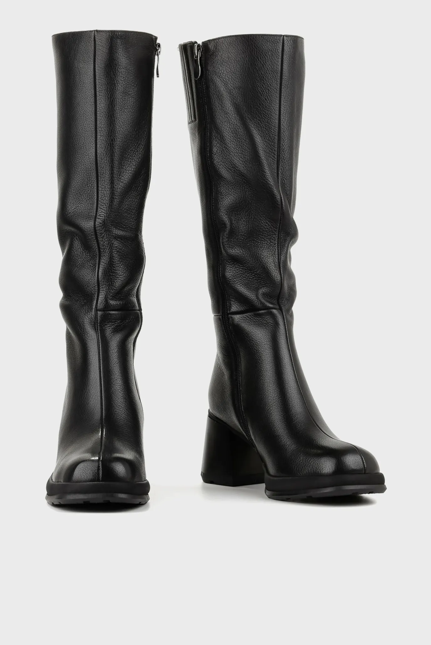 Женские чёрные кожаные сапоги 3