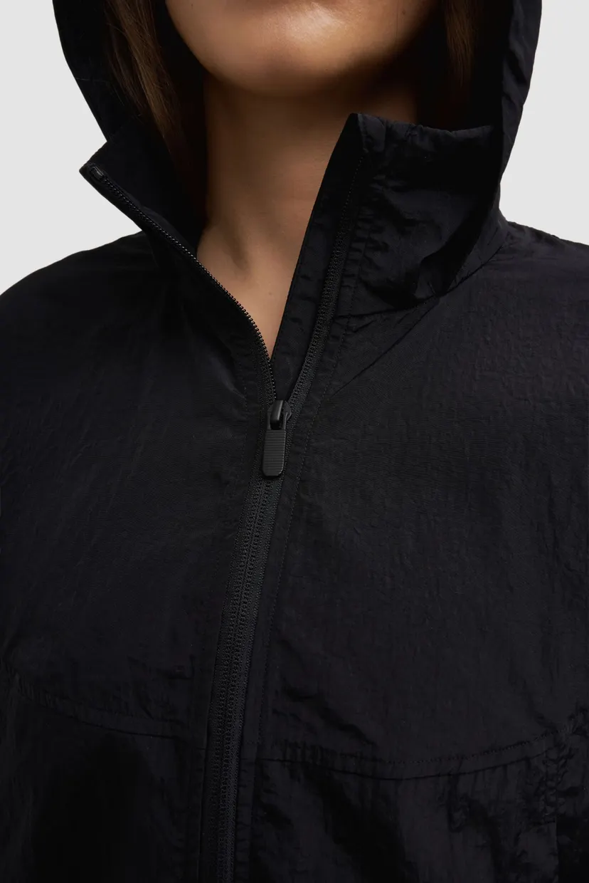 Женская черная ветровка windbreaker 10