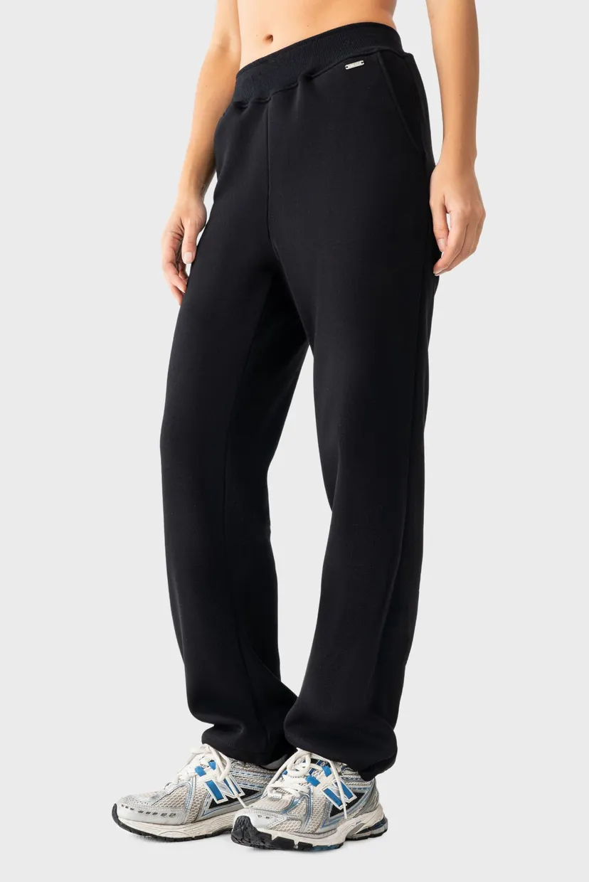 Женский черный спортивный костюм Sports Suit 8