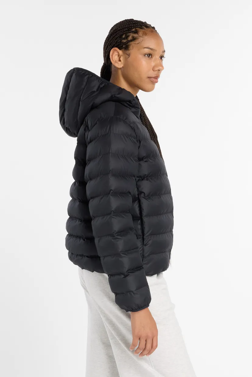 Жіноча чорна куртка Sport Essentials Hooded Puffer 3
