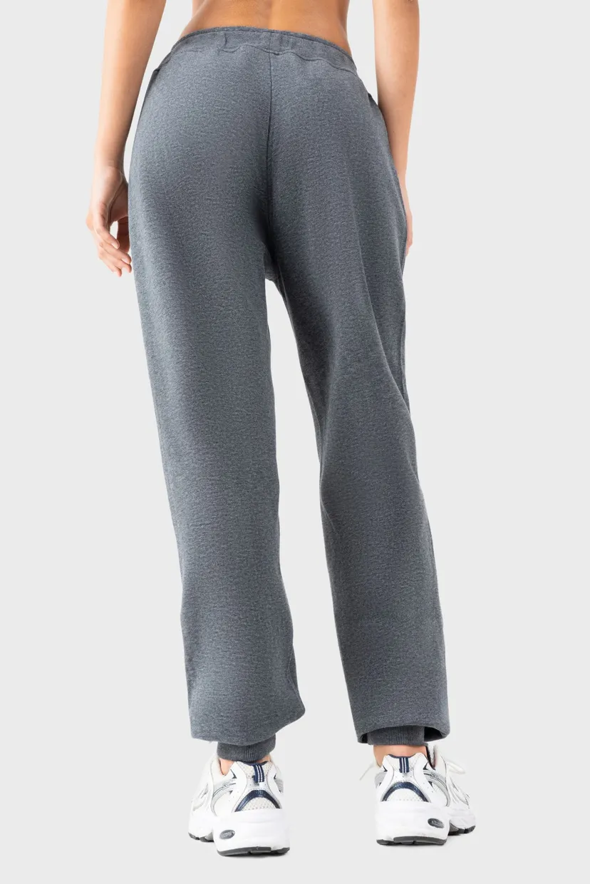 Жіночі сірі штани Pants 4