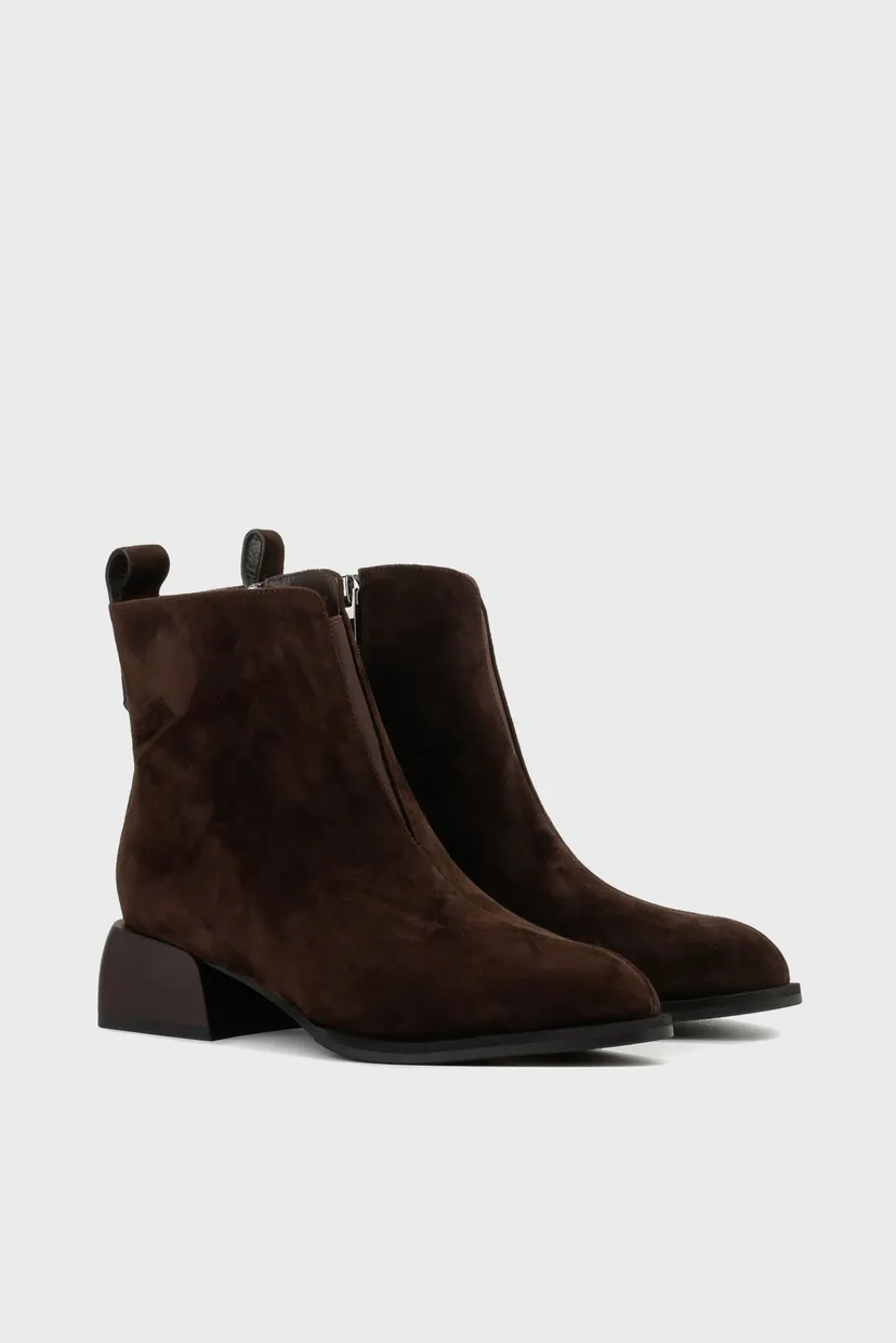 Жіночі коричневі замшеві черевики 3