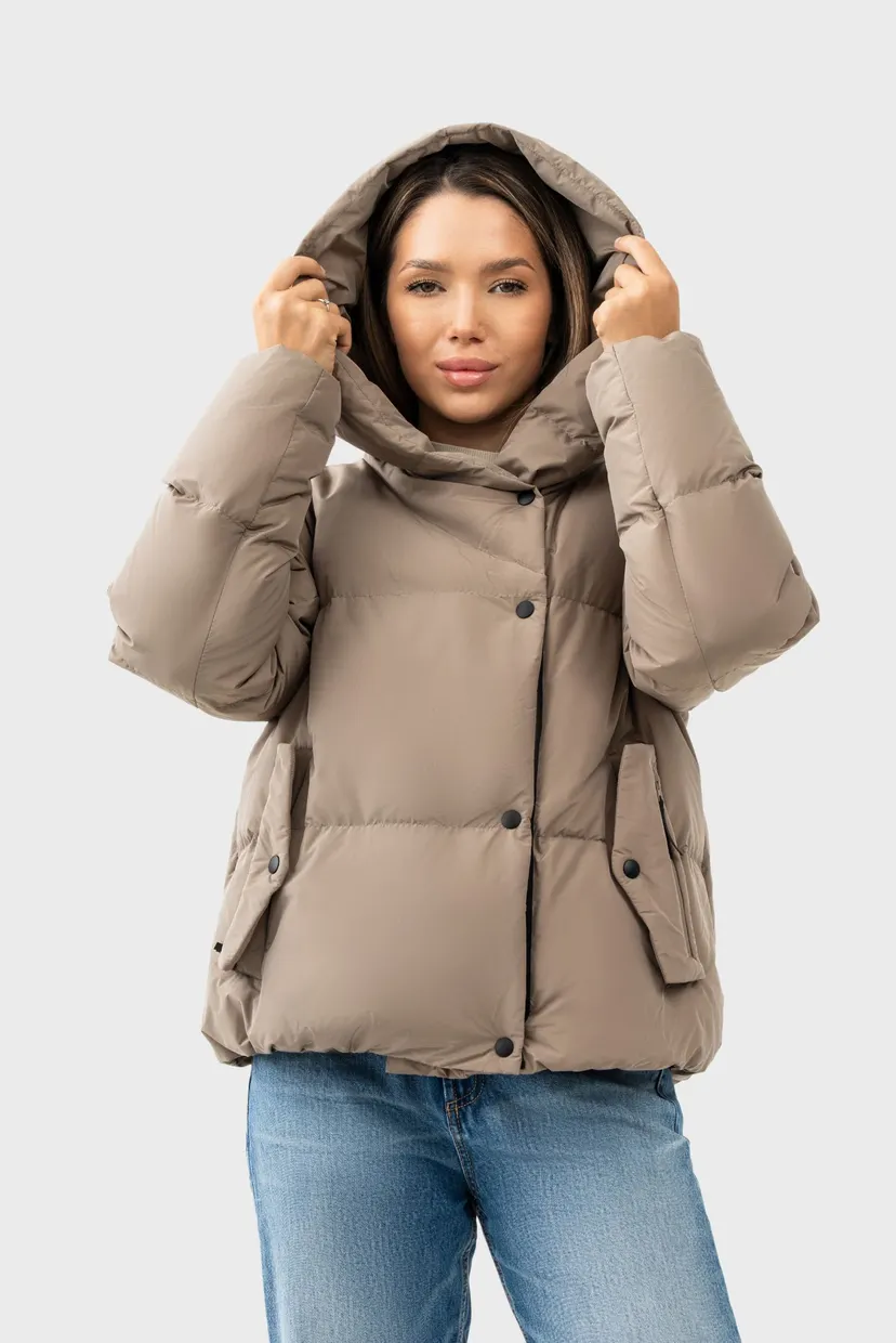 Жіноча бежева куртка Jacket 4