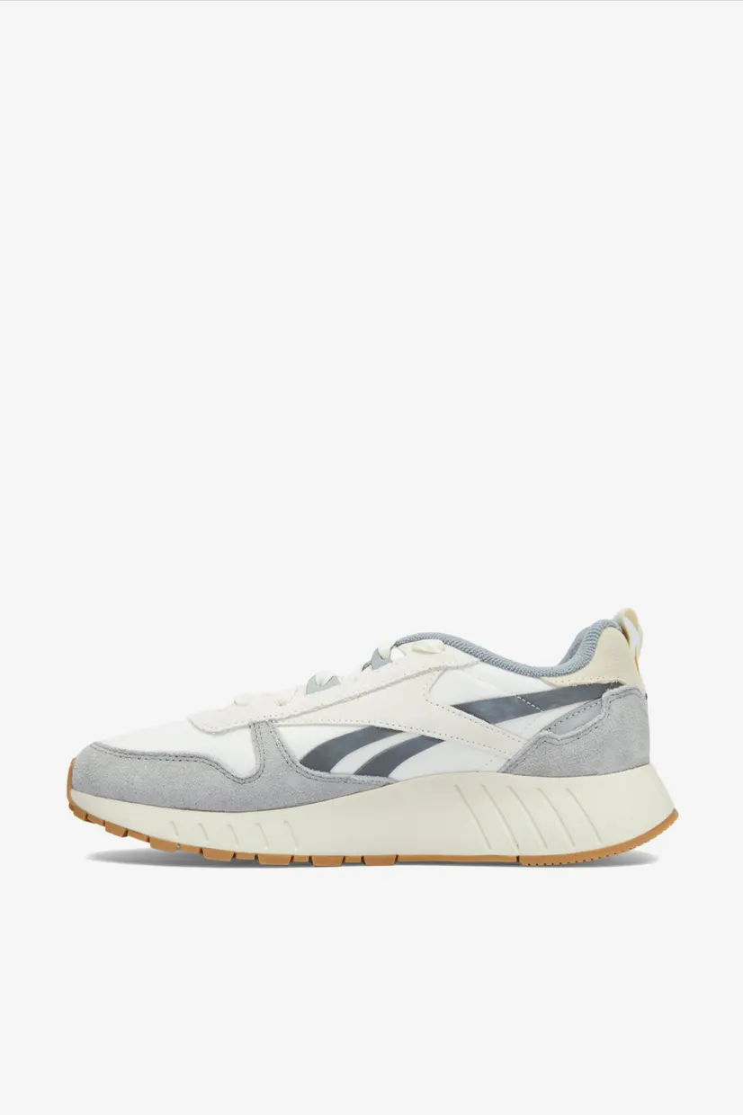Чоловічі білі кросівки CLASSIC LEATHER HEXALITE Reebok 100201106