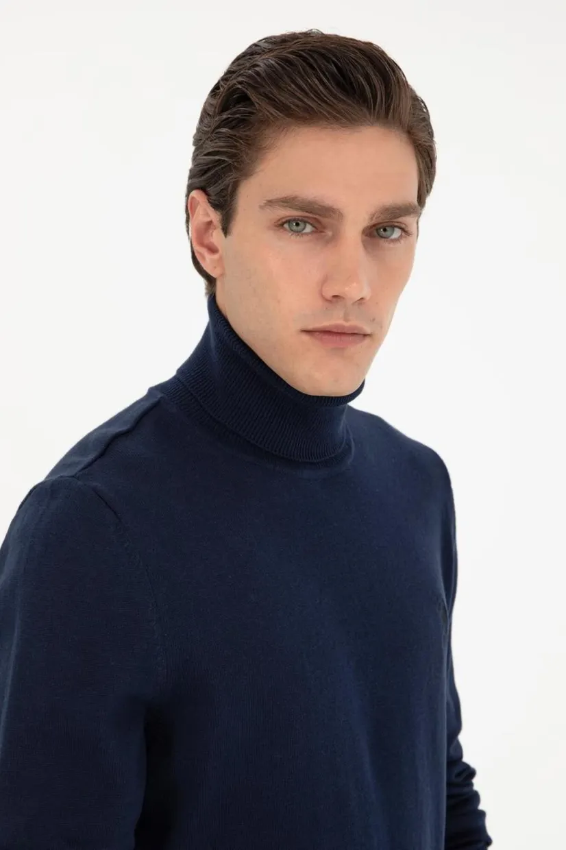 Мужской синий свитер 4