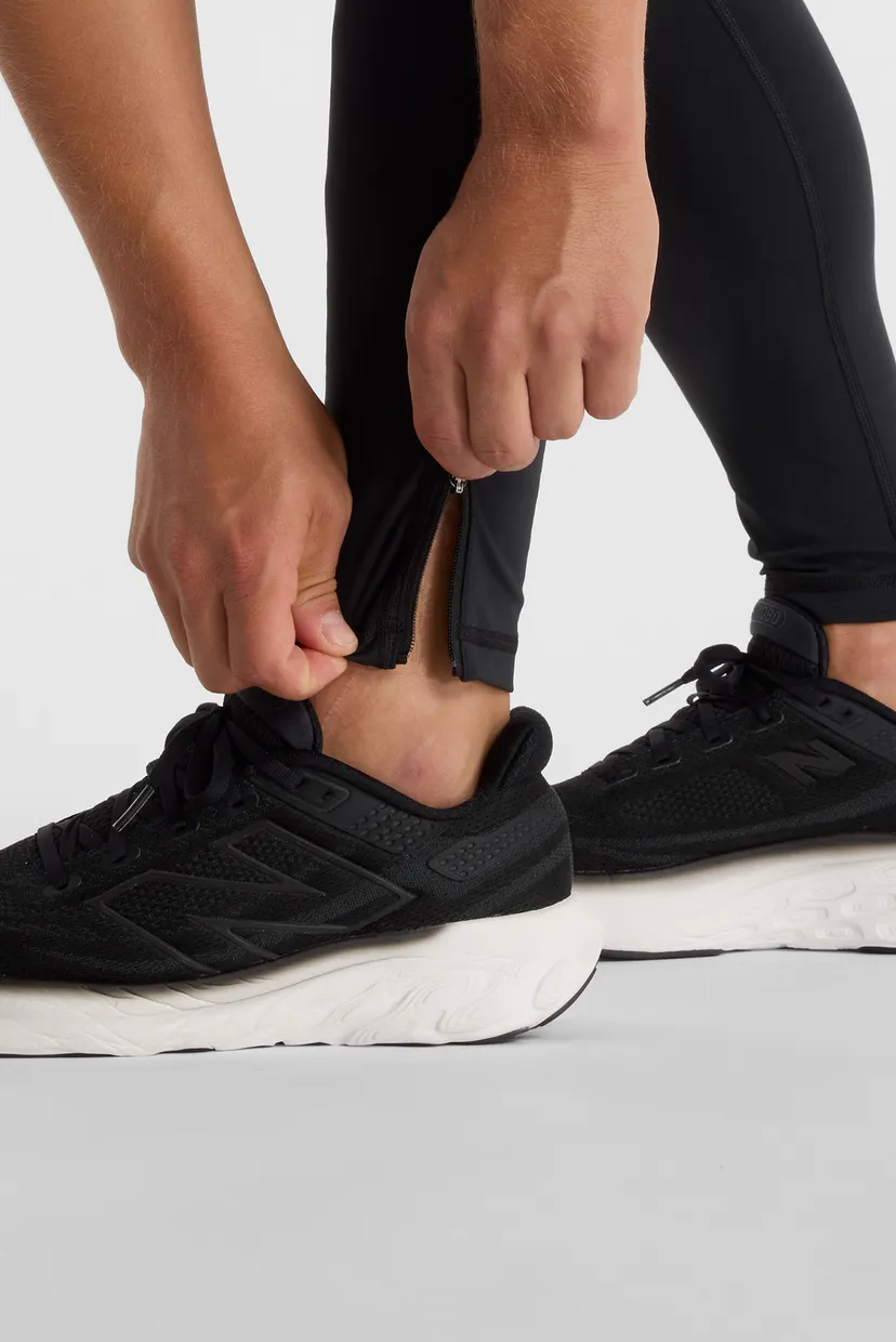 Мужские черные тайтсы NB Sleek 4