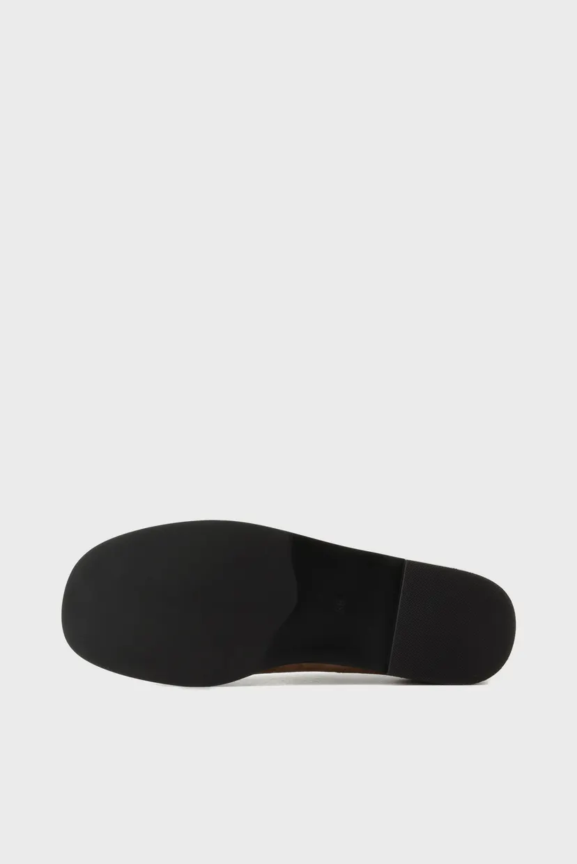 Жіночі бежеві замшеві балетки 6