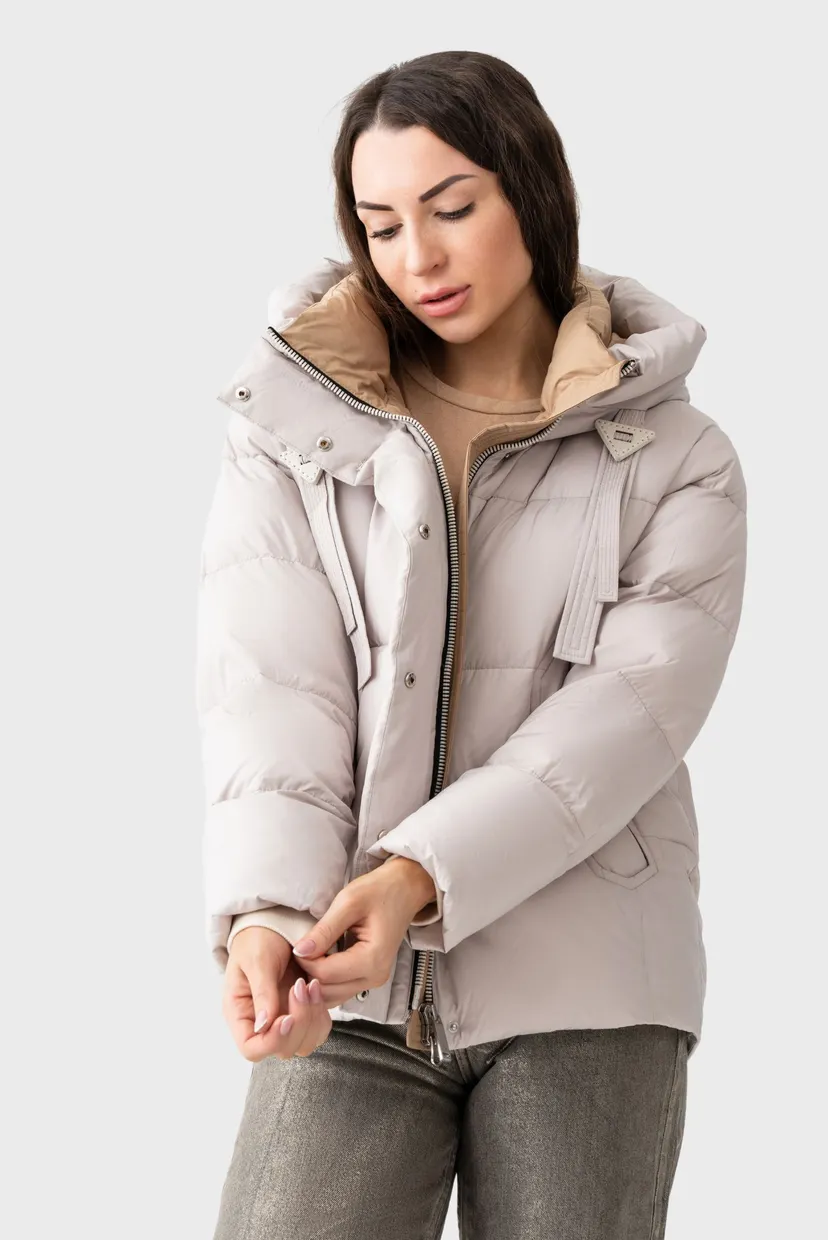 Жiноча молочна куртка Jacket 10