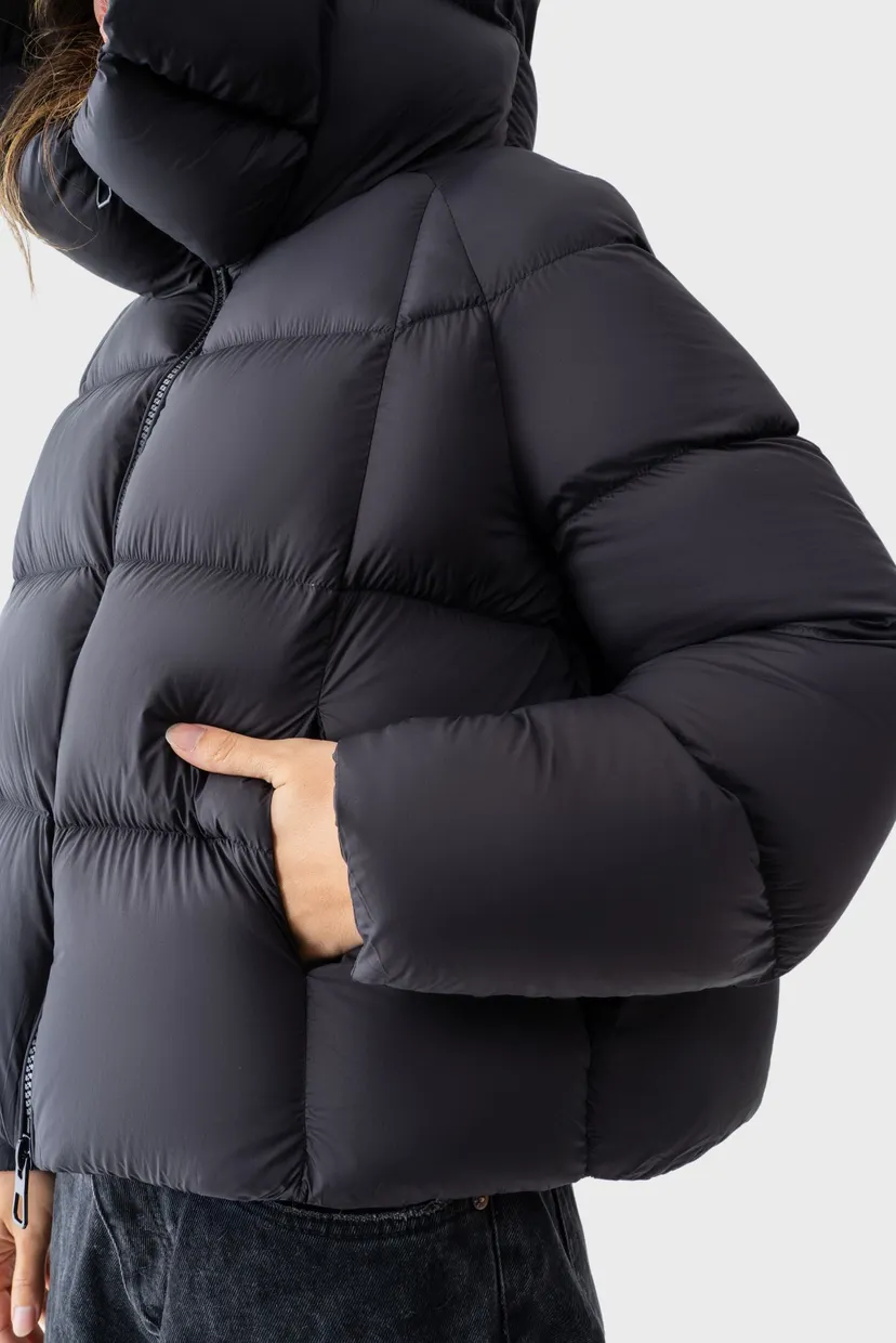 Женская черная куртка Jacket 6