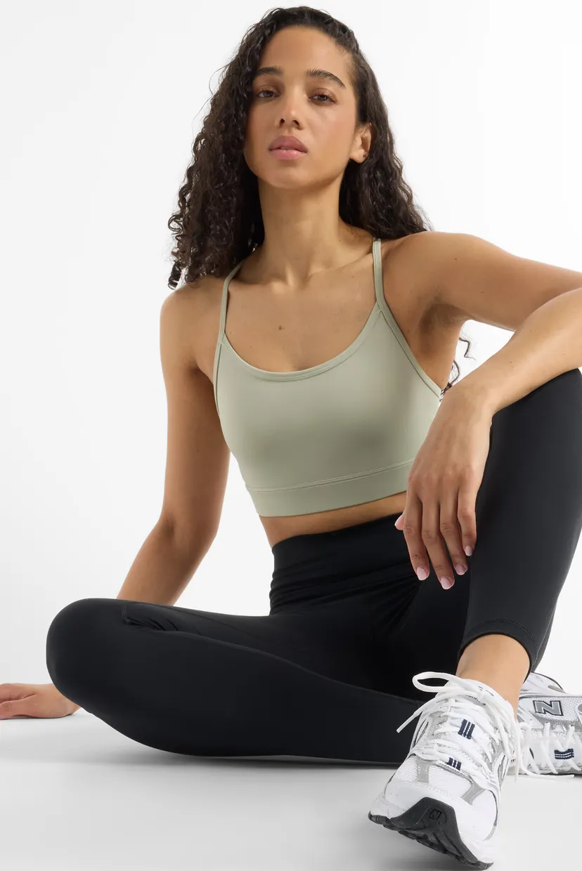 Женский оливковый топ NB Essential Yoga 4