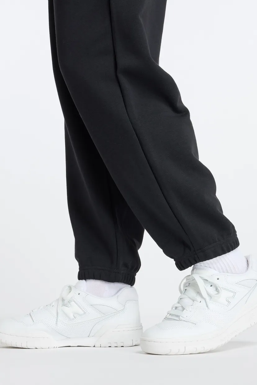 Женские черные  спортивные брюки NB Small Logo 5