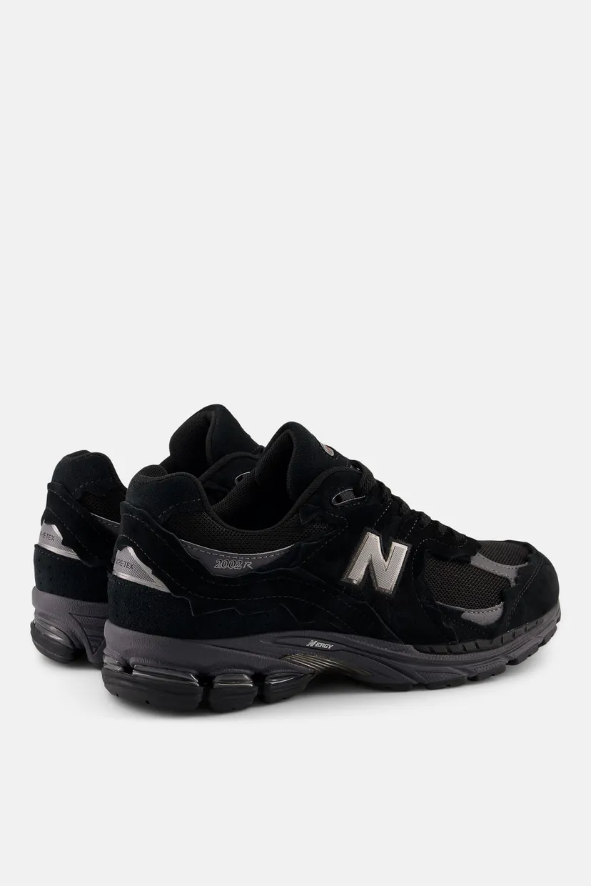 Черные кроссовки 2002R GORE-TEX® 6