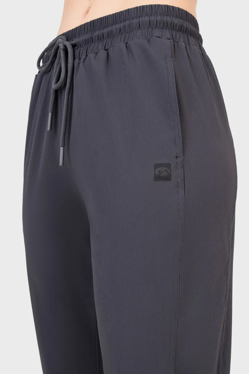 Женские серые брюки Pants 6