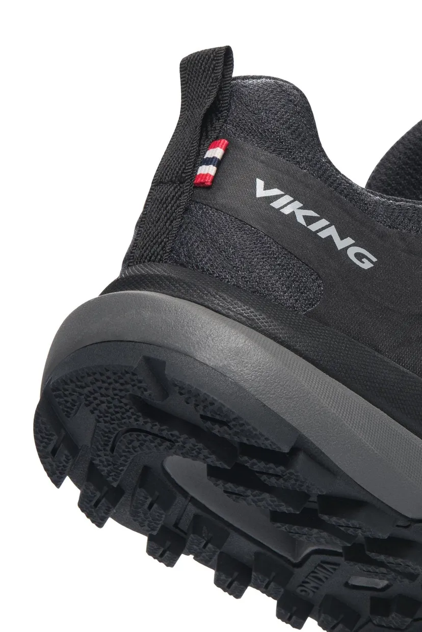 Женские черные кроссовки Anaconda Trail Low GTX BOA W 4
