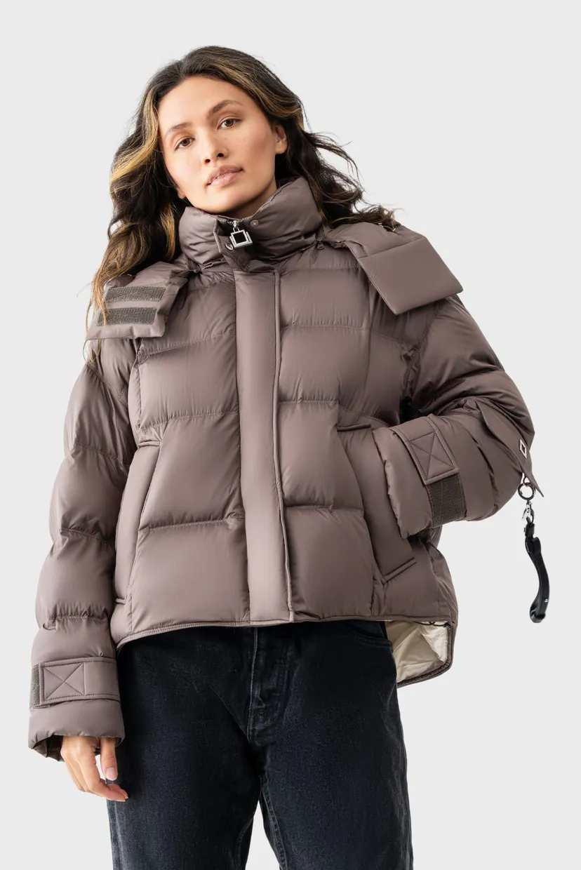 Жіноча бежева куртка Jacket 3