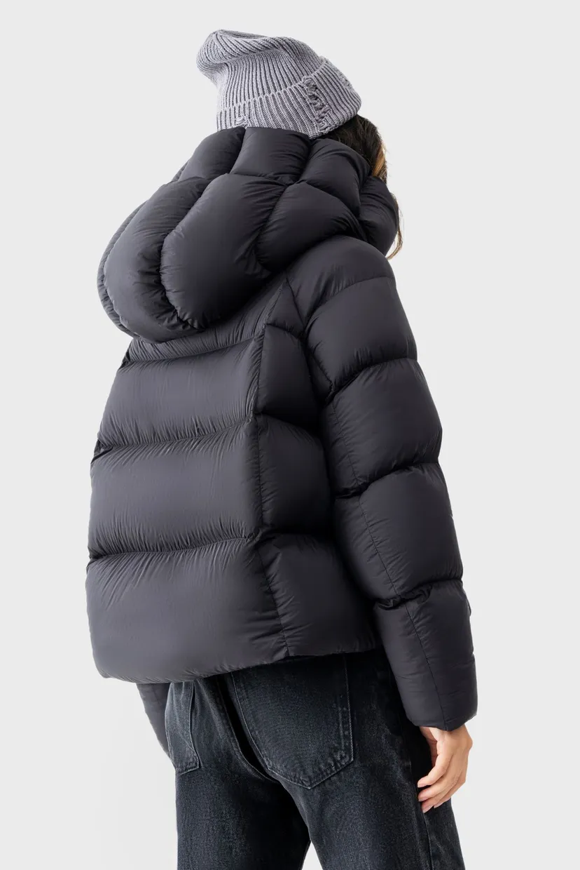 Женская черная куртка Jacket 8