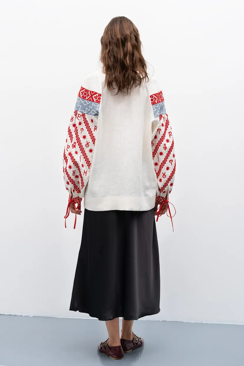 Жіноча біла вишита блуза Rutenia 4