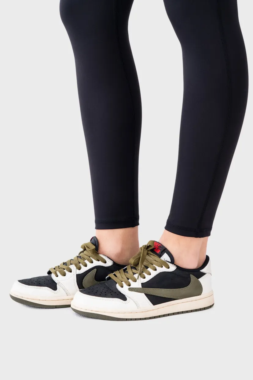 Жiночі чорні легінси Leggings 7