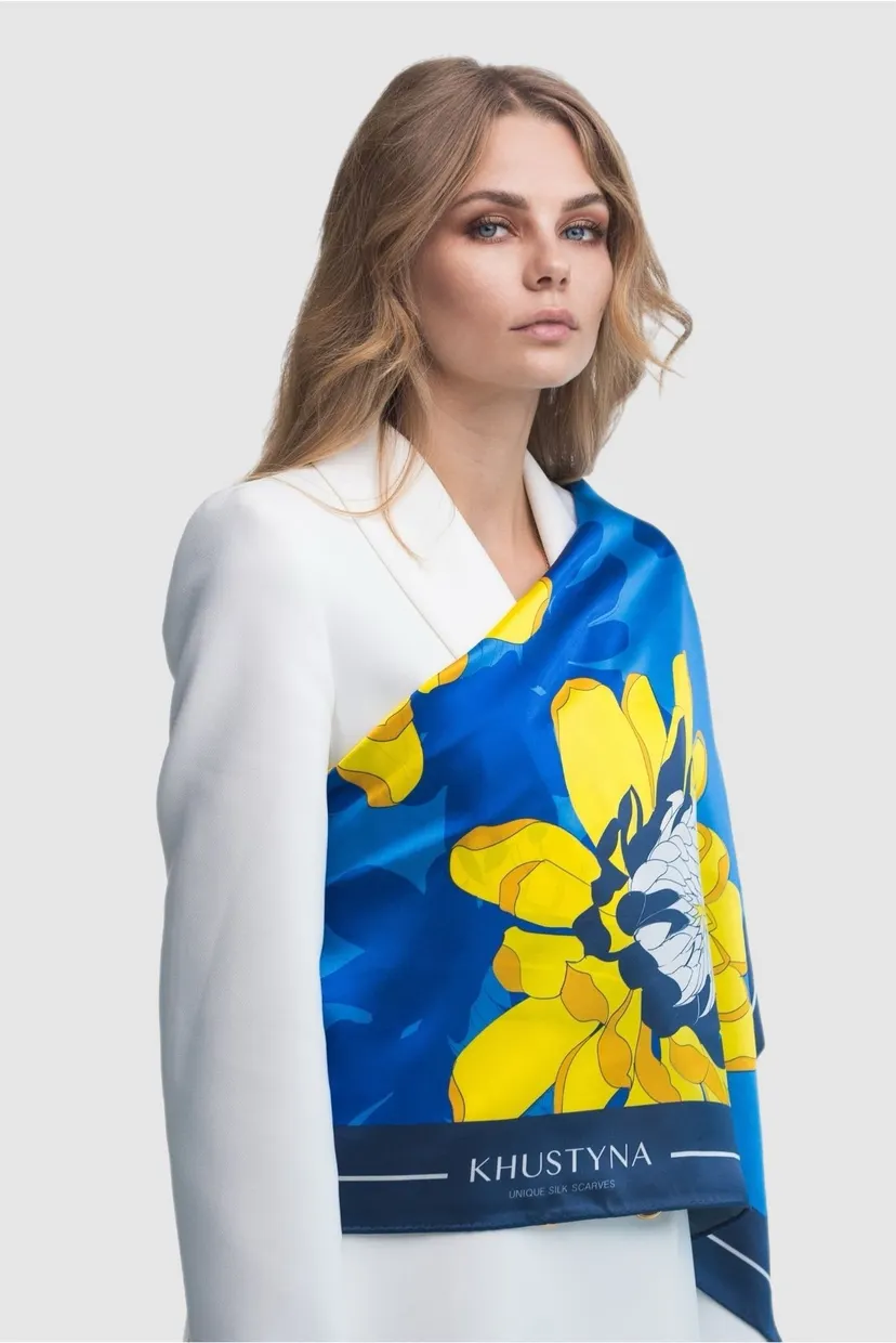 Женский шелковый платок Ukrainian peonies, 65 х 65 см 3