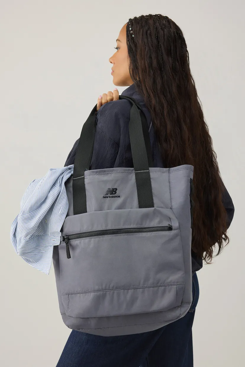 Сіра сумка NB Go Tote 3