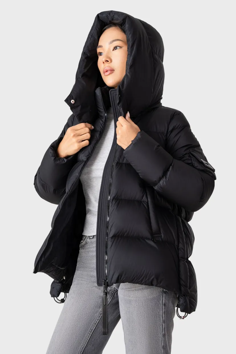 Жiноча чорна куртка Jacket 5