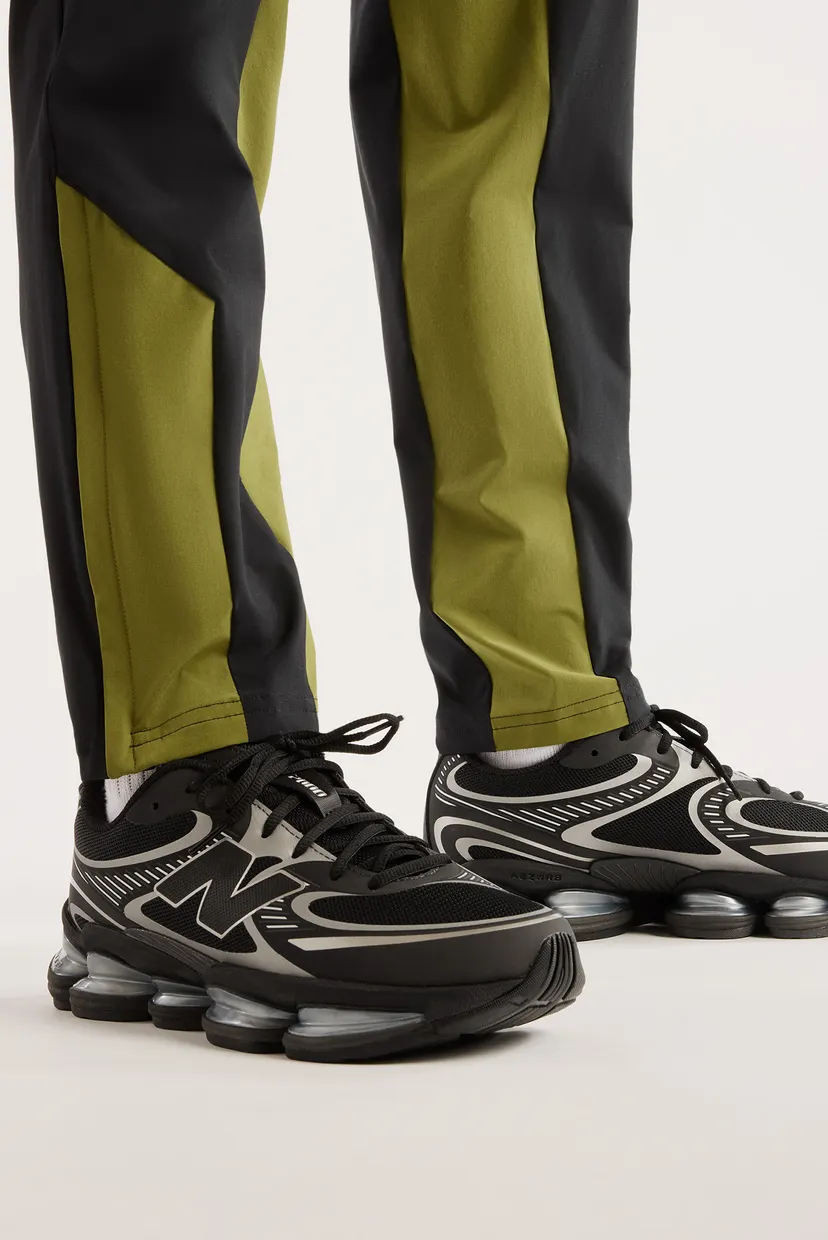 Мужские черные спортивные брюкиUtility Stretch Woven 4