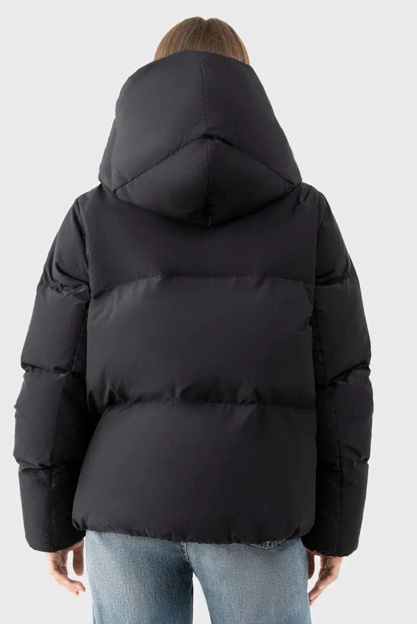 Жіноча чорна куртка Jacket 6
