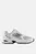Белые кроссовки 530